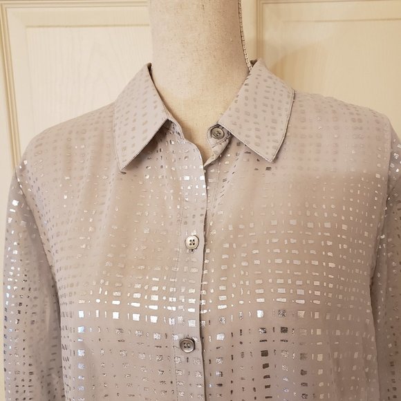 Chico's Sheer Tunic Style Blouse size 3. - Picture 7 of 11